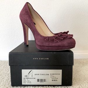 EUC Ann Taylor Christine Purple Ruffle Pump heels